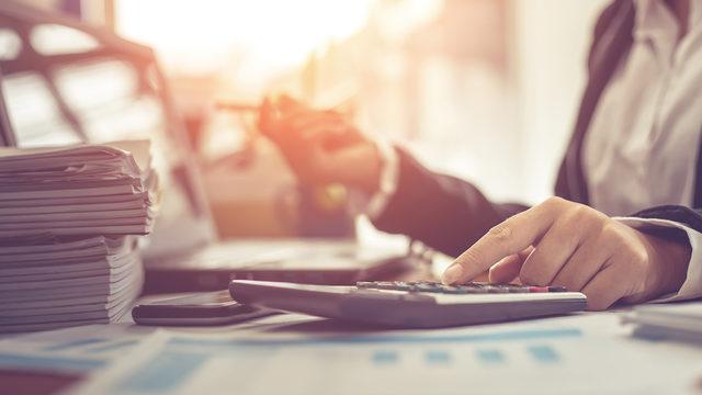 İhbar tazminatı gelir vergisi yüzde kaç? İhbar tazminatında gelir vergisi nasıl hesaplanır, gelir vergisi matrahına eklenir mi?