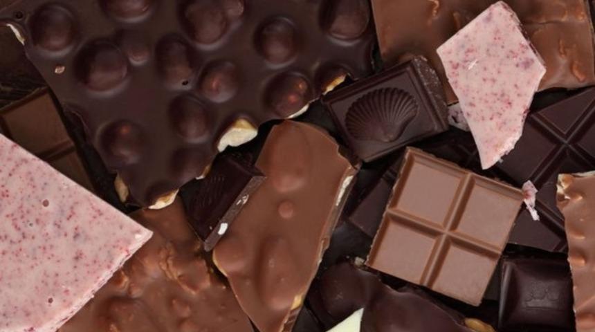 'Soya içerikli çikolatalar erken ergenlik nedeni!'