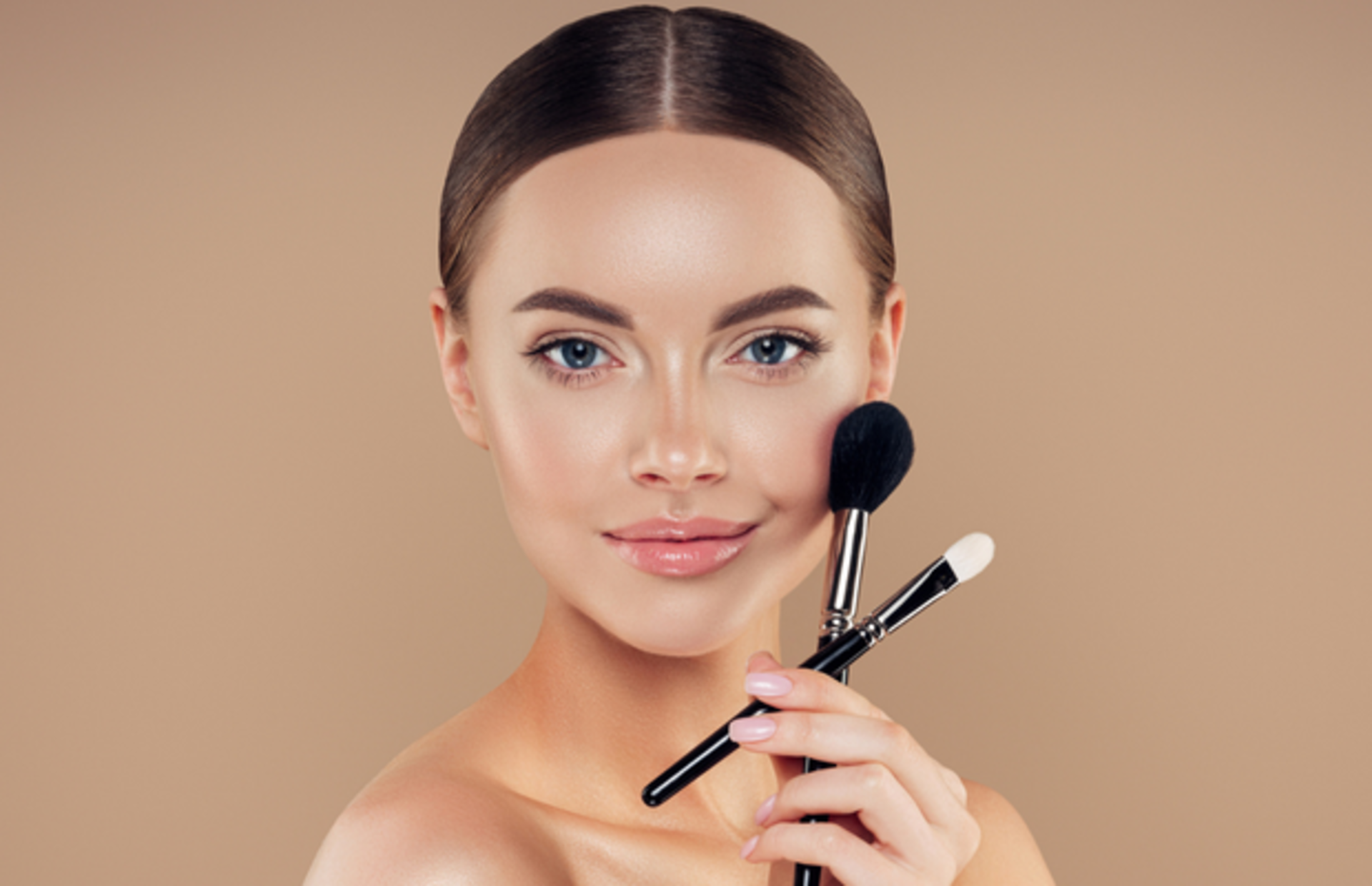 Makyaj sayesinde burnunuzu nasıl daha ufak gösterebilirsiniz?