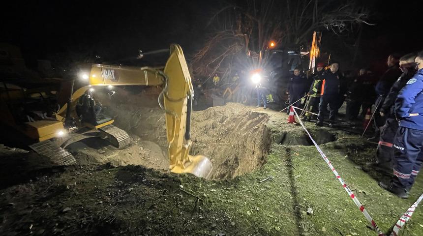 Manisa'da kuyuya düşen baba ve oğlunun cansız bedenine ulaşıldı
