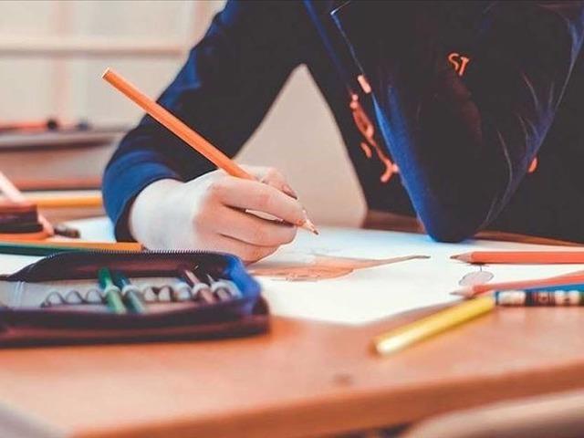 &Ouml;zel okullar yeni d&ouml;nem i&ccedil;in zamlı &uuml;cretleri a&ccedil;ıklamaya başladı: 2 milyon TL'ye kadar &ccedil;ıktı