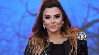 Ünlü sunucu Aslı Hünel servet değerindeki evinin kapılarını açtı! Avizesinin fiyatı şoke etti