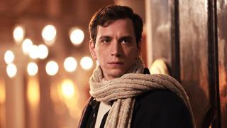 Ömer dizisinin başrolü Selahattin Paşalı'nın final yemeği tarzı olay oldu! Şalvarla mı gelmiş?