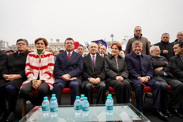 kilicdaroglu-aksener-ve-davutoglu-istanbulda-metro-hatti-acilisina-katildi_6444_dhaphoto11