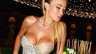 Dünyanın en seksi spikeri Diletta Leotta iç çamaşırıyla poz verdi! Gören çıplak sandı