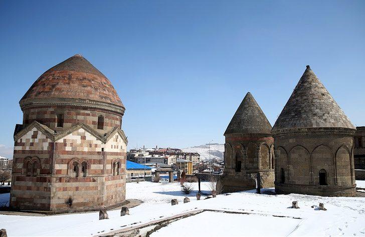 Erzurum'un hangi özelliği sebebiyle Erzurum'da su 94 derecede kaynar?