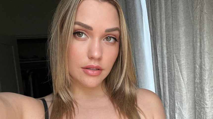 Yetişkin film yıldızı Mia Malkova sosyal medyanın nabzını iyice yükseltti! Transparan iç çamaşırı takımıyla şov yaptı