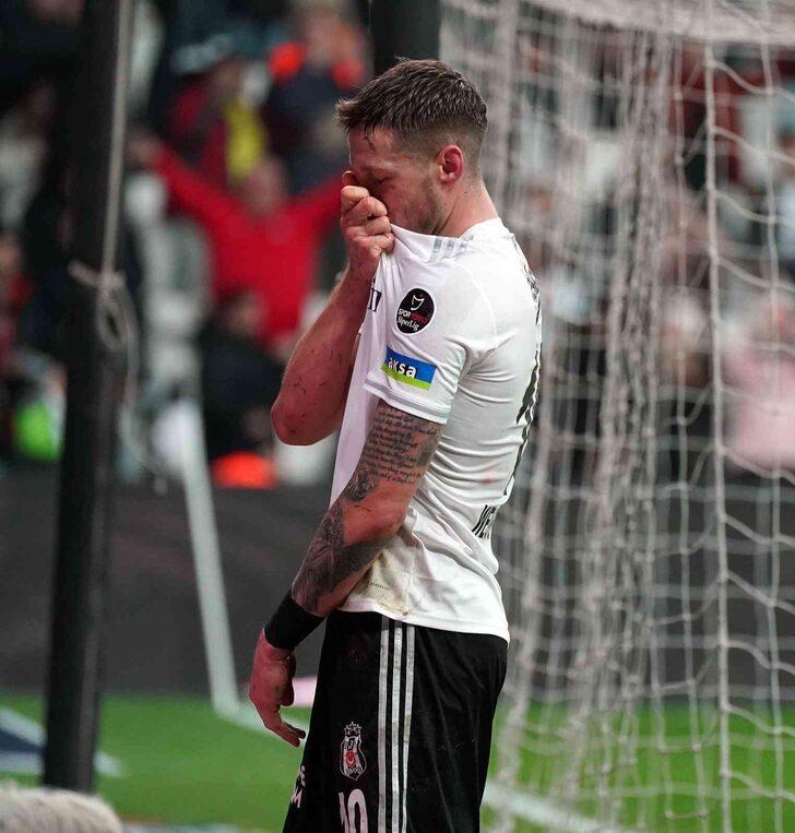 Son dakika: Teklifi kabul etti, menajeri tesislere geldi! Wout Weghorst düğümü çözülüyor! Manchester United ve Galatasaray... G5