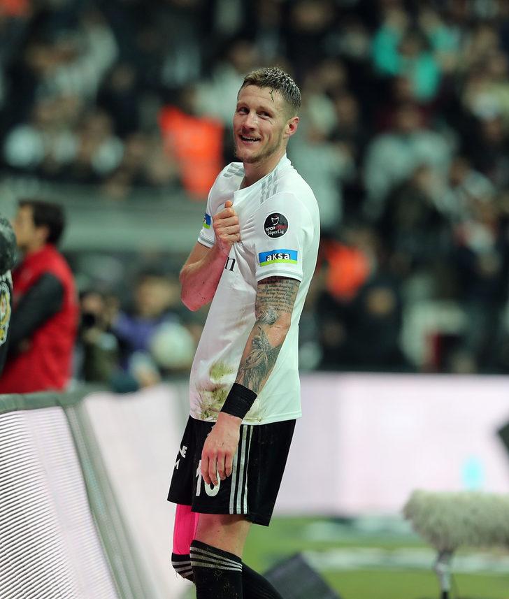 Son dakika: Teklifi kabul etti, menajeri tesislere geldi! Wout Weghorst düğümü çözülüyor! Manchester United ve Galatasaray... G4