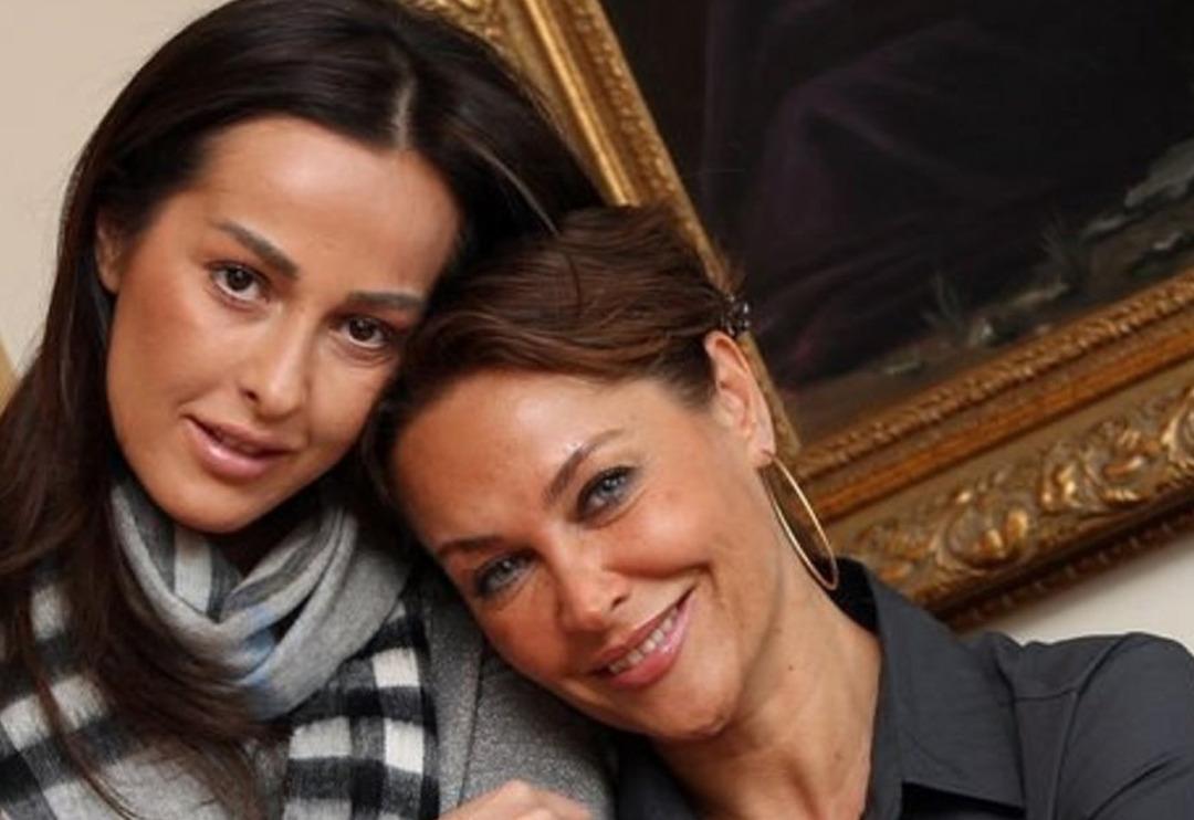 H&uuml;lya Avşar'ın kardeşi Helin Avşar ge&ccedil;irdiği estetik operasyonlarla bambaşka biri oldu