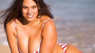 Ashley Graham ikizlerini emzirirken paylaştı! Sosyal medyayı sallayan poz