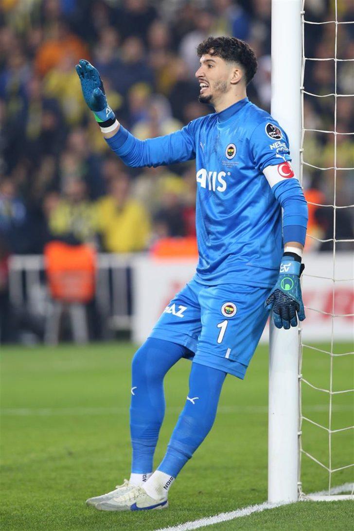 Son dakika: Fenerbahçe'den büyük sürpriz! Galatasaraylıları yarım dönemde mest etmişti! Barcelona'dan ayrılıp, Kadıköy'ün yolunu tutuyor... G2