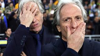 Jorge Jesus maç sonunda isyan etti! Mağlubiyetin nedenini açıklamasının ardından konuştu ''Ben böyle bir şey görmedim''