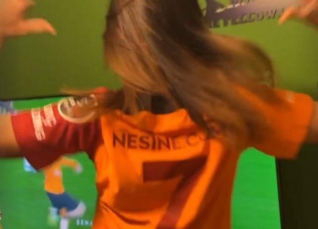 Galatasaraylı oyuncu Devrim Özkan gol sonrası çılgına döndü! 'Fener ağlama...'