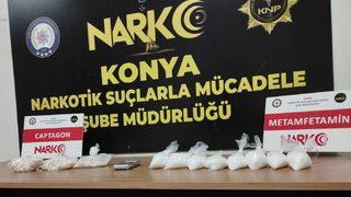 Konya'da ekmek arasına gizlenmiş uyuşturucu ele geçirilen operasyonda 3 kişi tutuklandı