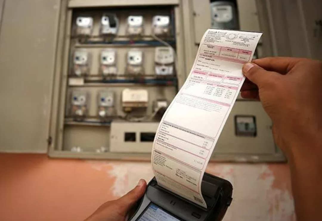 Elektrik faturanızı anında yarıya indirecek t&uuml;yolar! Tasarruf yapmak i&ccedil;in uzak durmanız gerekenler