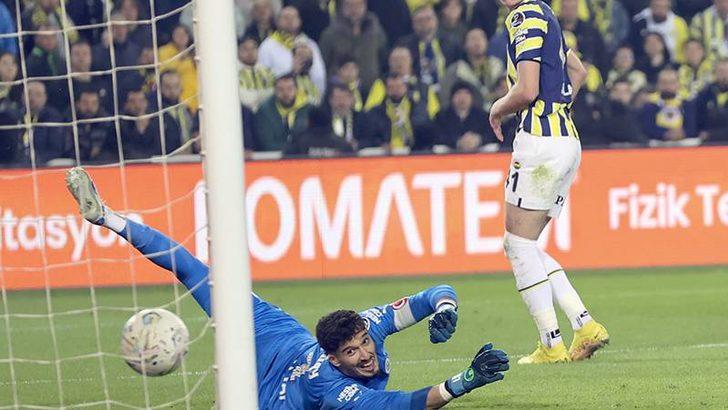 Fenerbahçe'de Galatasaray maçı sonrası olay yaratan iddia! Altay Bayındır ile ilgili ortaya atılan sözler sosyal medyayı karıştırdı... G5