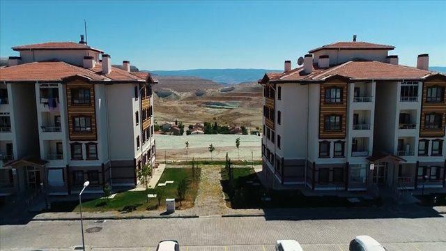 Ankara Gölbaşı TOKİ KURASI ÇEKİLİYOR! Gölbaşı TOKİ KURA ÇEKİLİŞİ CANLI İZLE! 2+1, 3+1 kazananlar listesi