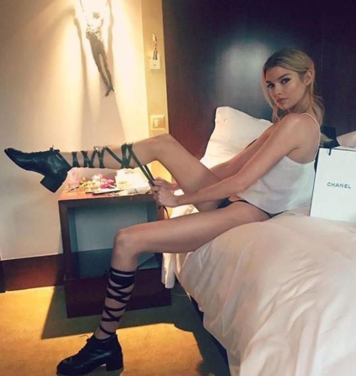Stella Maxwell 'dan Victoria's Secret'a seksi teşekkür G5