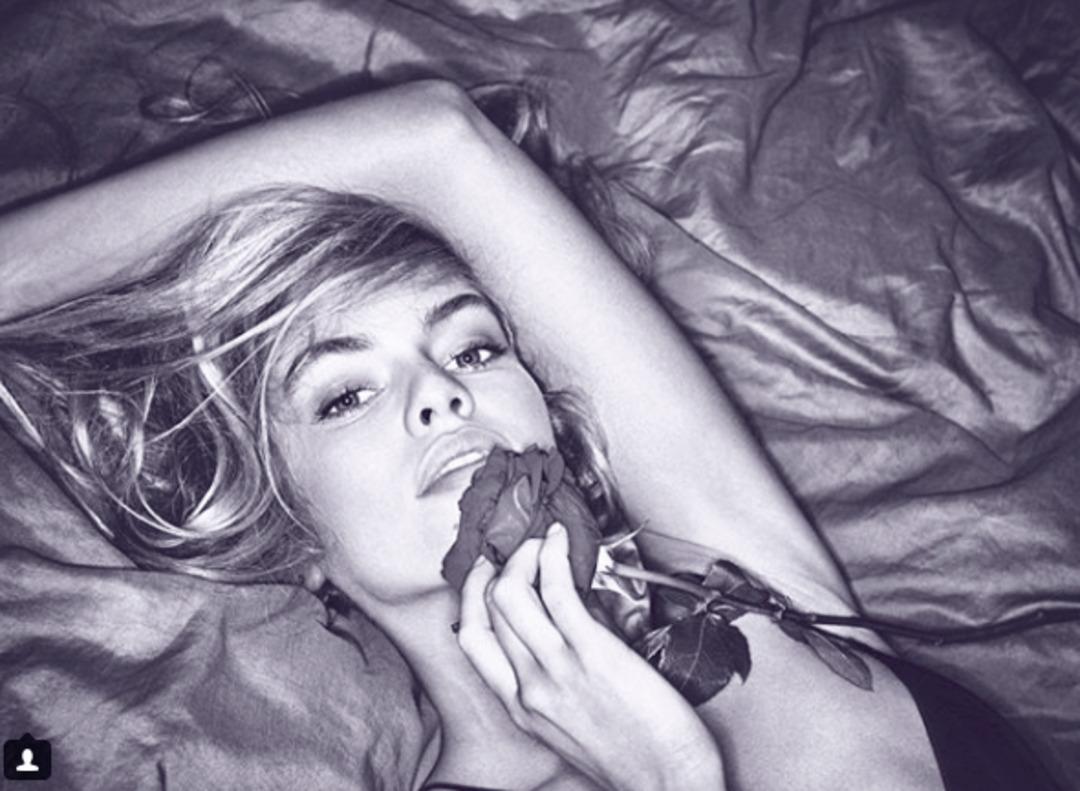 Stella Maxwell 'dan Victoria's Secret'a seksi teşekk&uuml;r