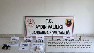 Aydın'da uyuşturucu operasyonunda tarihi eser ele geçirildi
