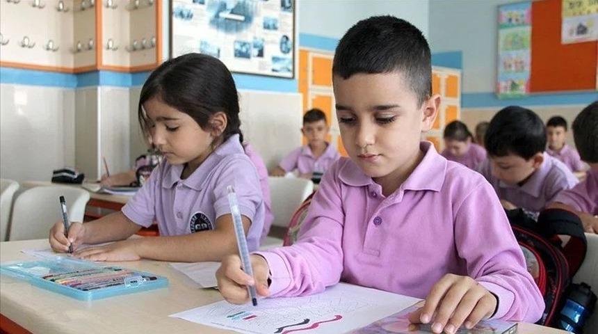 15 tatil ne zaman, kaç gün kaldı? Okullar ne zaman tatil olacak? İşte 2022-2023 eğitim öğretim yılı takvimi