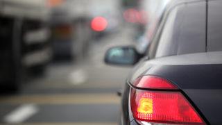 67/1-b trafik cezası nedir, ceza tutarı ne kadar? 67/1-b trafik cezası maddesi ihlal konusu nedir, kimlere uygulanır?