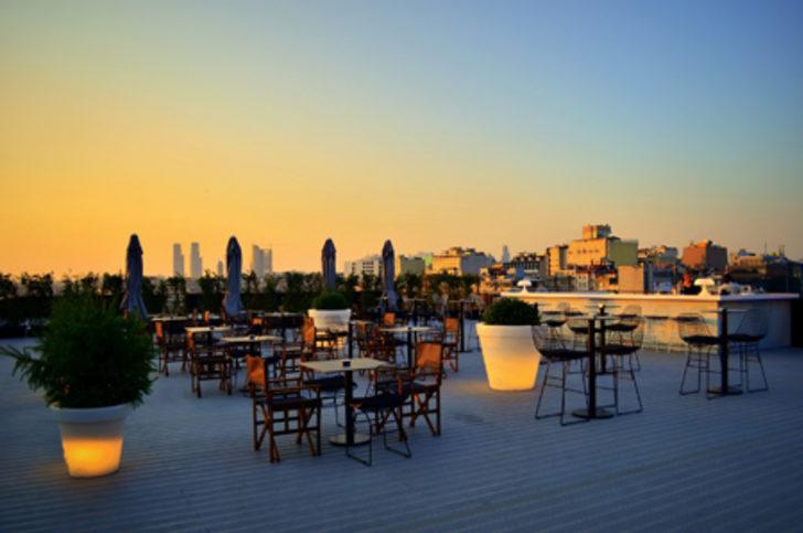 Beyoğlu'nda Hayat Var