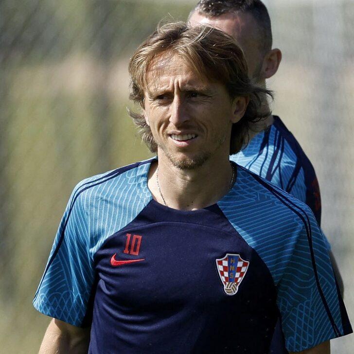 Son dakika: Duyanların ağzı açık kalıyor! Spor Toto 1. Lig ekibi Eyüpspor, Real Madrid'den transfer yapıyor! Başkan, dünyaca ünlü yıldız Luka Modric ile görüştü... G4