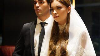 Yalı Çapkını aşıkları Afra Saraçoğlu ve Mert Ramazan Demir sarmaş dolaş görüntülendi! Görenler inanamadı 