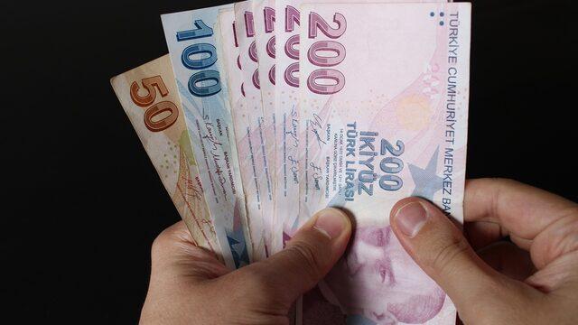 Emekli maaşına seyyanen zamda yeni kulis! Bahçeli 8077 TL talep etmişti: Aralık 2023 ya da Ocak 2024’te…