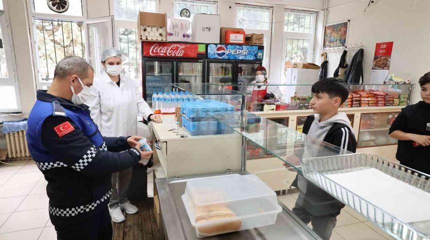 Başiskele’de okul kantinleri denetlendi