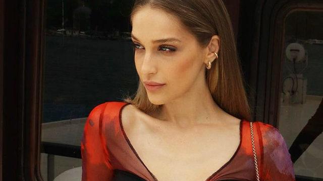 Fenomen Mina Ceran sütyensiz pozuyla büyüledi! Mahsun Kırmızıgül'ün gelin adayıydı