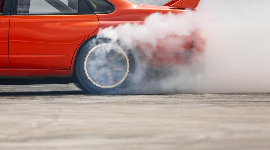 30/1-b trafik cezası nedir, ceza tutarı ne kadar? 30/1-b trafik cezası maddesi ihlal konusu nedir, kimlere uygulanır?