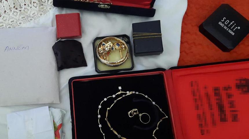 Suriyelilerden 3 milyon liralık dolandırıcılık planı! Kendilerini 'polis' olarak tanıttılar...