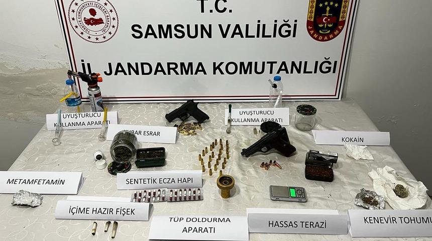 Samsun'da uyuşturucu operasyonunda 3 şüpheli gözaltına alındı