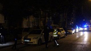 Çorum'da evlere pompalı tüfekle ateş açtılar!