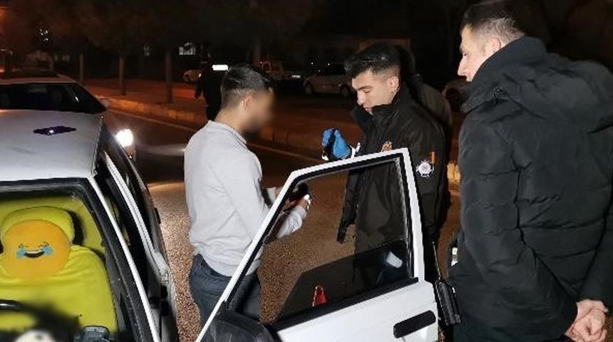 Eroin ve sentetik hapla yakalandı! Kendini böyle savundu: "Abim polis"