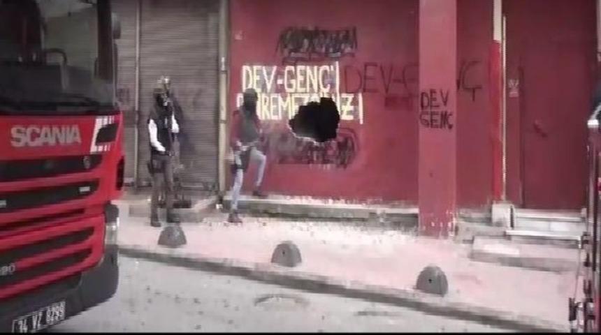 Helikopter destekli dev operasyon! Balyozlarla kırdılar