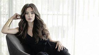 Neslihan Atagül'e Emmy takibi!