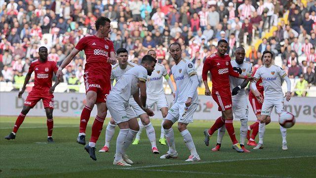 Süper Lig'in 2. haftasında başkan istifa etti! "Kulüp yönetilemez hale gelmiştir" 