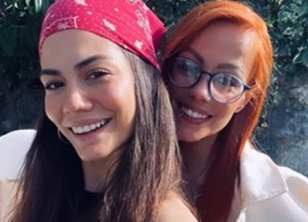 Demet &Ouml;zdemir'in ablası Derya &Ouml;zdemir'i g&ouml;renler şaşkına d&ouml;nd&uuml;! "Kaşlarım yok şu an"