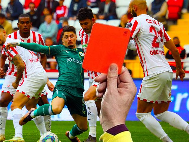 Antalyaspor ile Giresunspor 2-2 berabere kaldı! 4 gol, 1 kırmızı kartlı maçta kazanan çıkmadı
