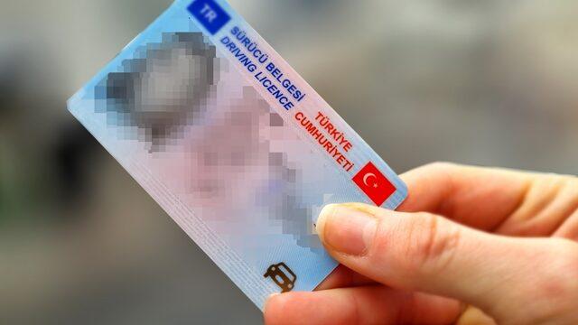 Ehliyet yenileme son tarih ne zaman? Milyonların merak ettiği soru yanıt buldu: 769 liraydı, yüzde 58,46 zam gelecek