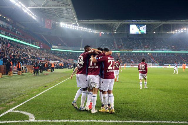 AA-20230114-29990373-29990367-TRABZONSPOR_MEDIPOL_BASAKSEHIR (Large)