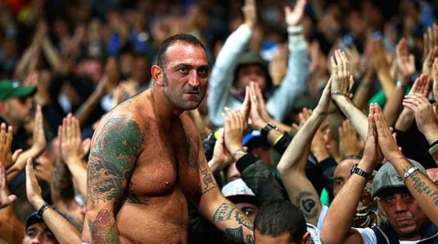 İtalya'da Roma ve Napoli taraftarlarına geçici deplasman yasağı getirildi