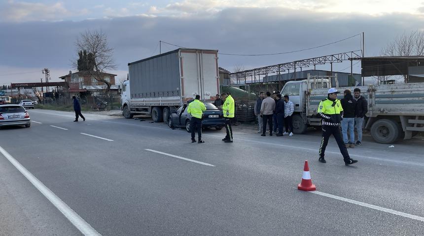 Sakarya'da trafik kazasında ağır yaralanan 5 yaşındaki çocuk yaşam mücadelesini kaybetti
