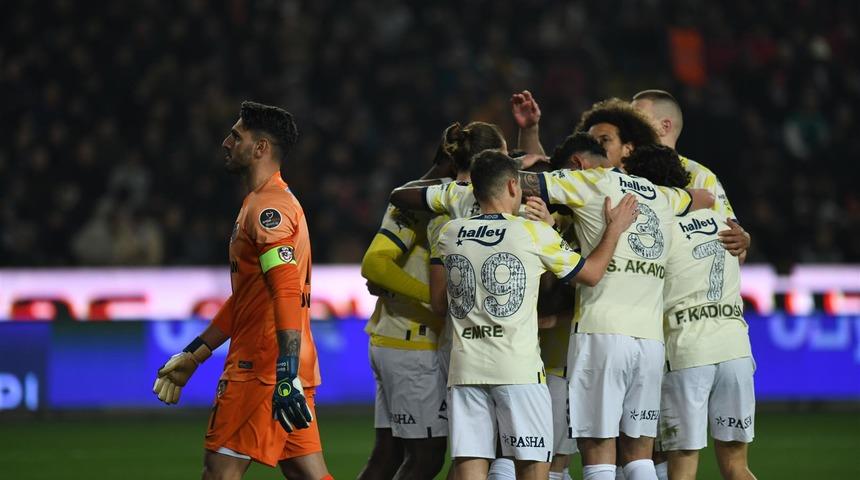 MAÇ SONUCU: Enner Valencia, Fenerbahçe'ye Gaziantep'te hayat verdi! Galibiyet 90+1'de geldi...