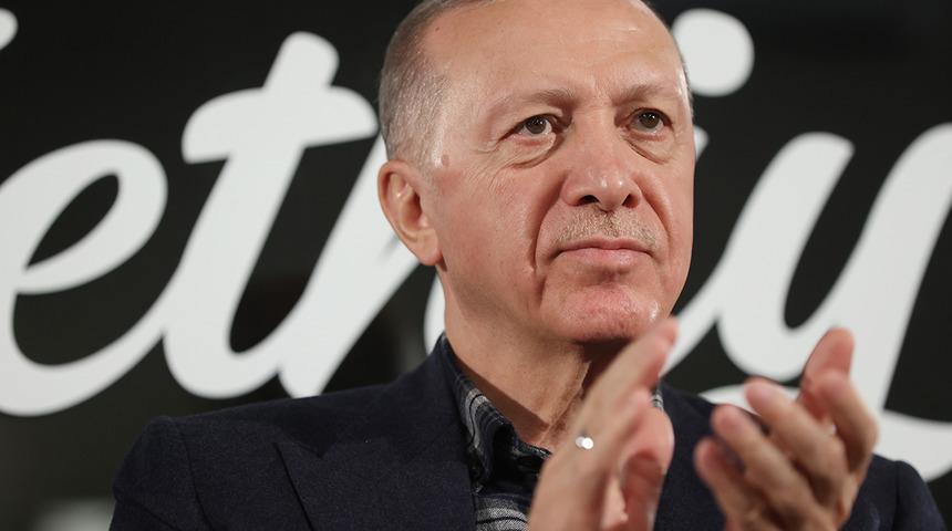 Cumhurbaşkanı Erdoğan'dan İsveç'teki skandal terör örgütü eylemi ile ilgili sert mesaj! 'Bedelini bire yüz, bire bin ödeteceğiz'