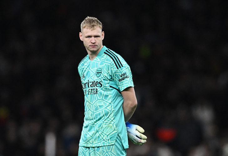 Son dakika: İngiltere futbolu karıştı! Tottenham - Arsenal maçında tribünden geldi, kaleci Ramsdale'e tekme attı! İnanılmaz anlar... G4